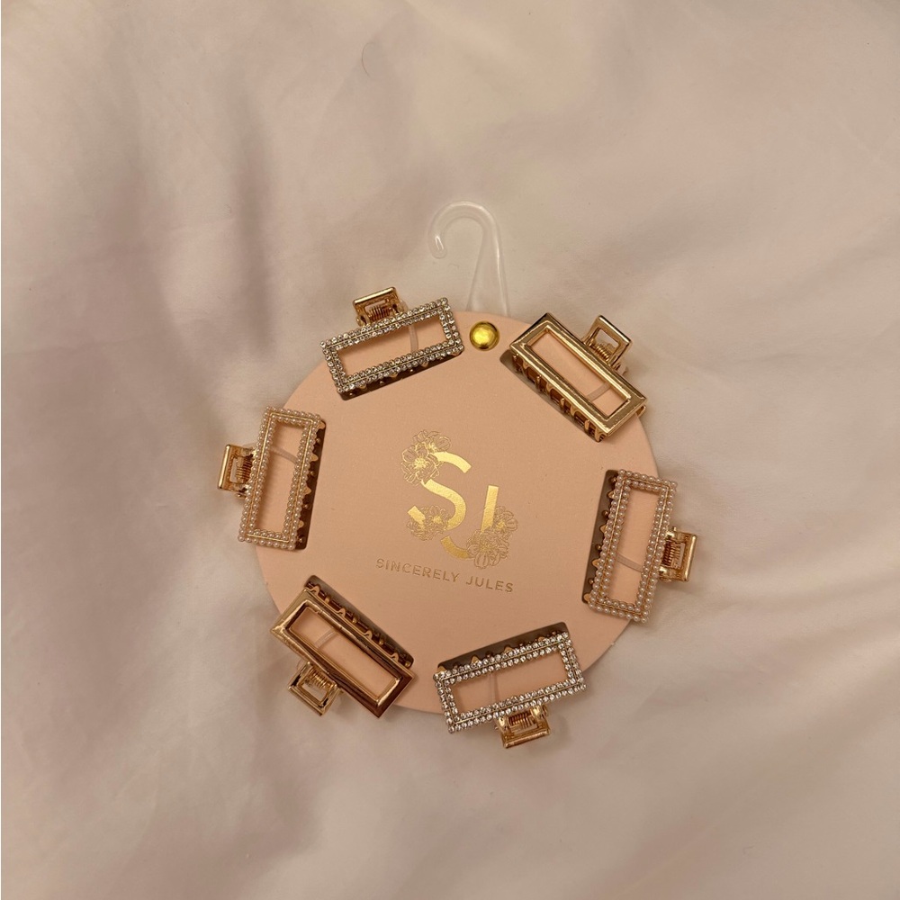 Sincerely Jules Gold and pearl Hair Clips